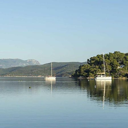 Ancora Hotel Poros Town Exterior foto